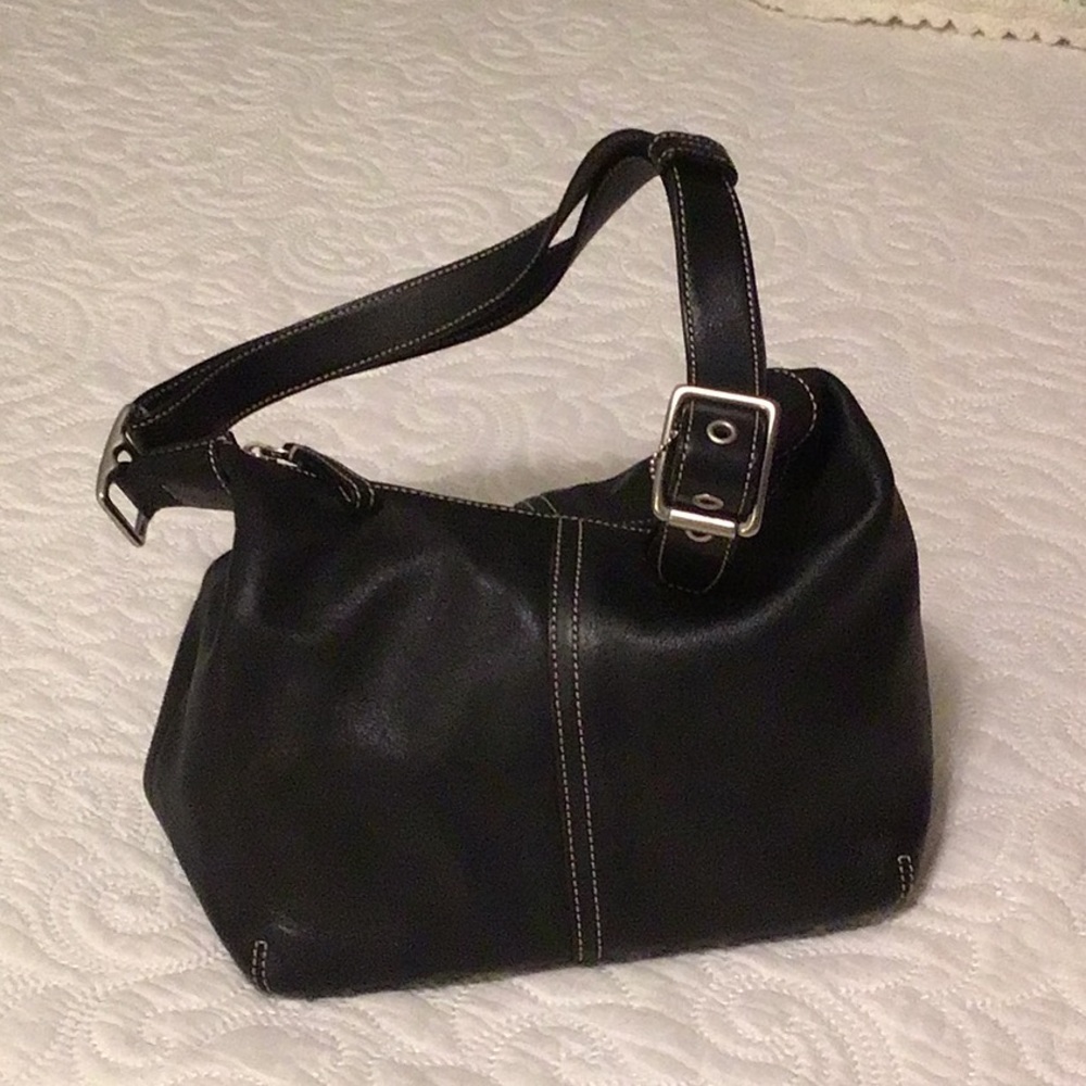 Woman’s black bag